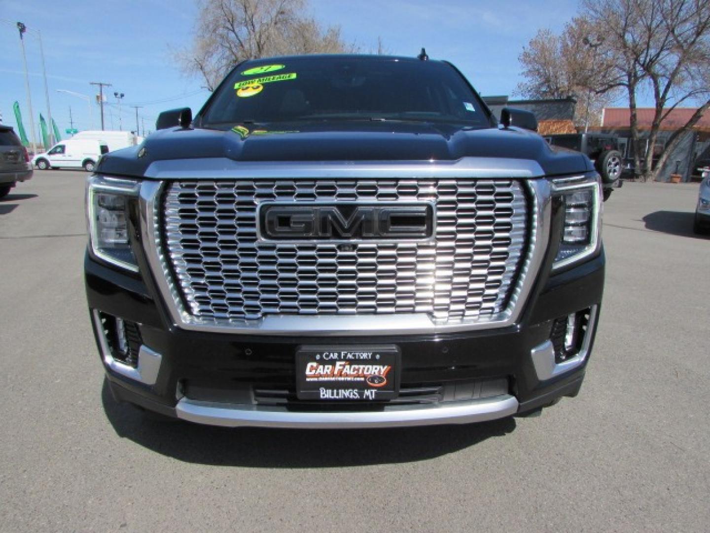 2021 Black /Black Leather GMC Yukon Denali Premium (1GKS2DKLXMR) with an 6.2L Ecotec3 gasoline engine, 10 speed Automatic transmission, located at 4562 State Avenue, Billings, MT, 59101, (406) 896-9833, 45.769516, -108.526772 - Photo#5